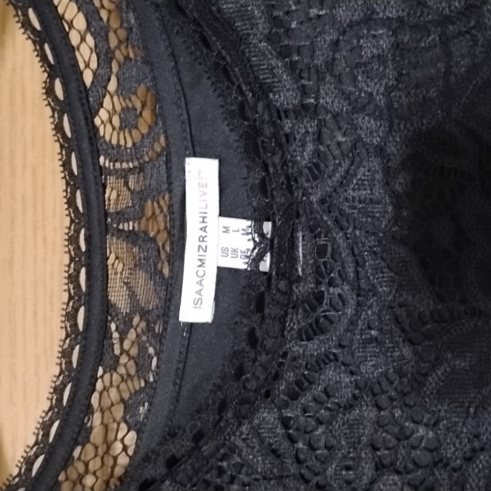 NWOT Isaac Mizrahi Black Lace Blouse Medium - Picture 9 of 9